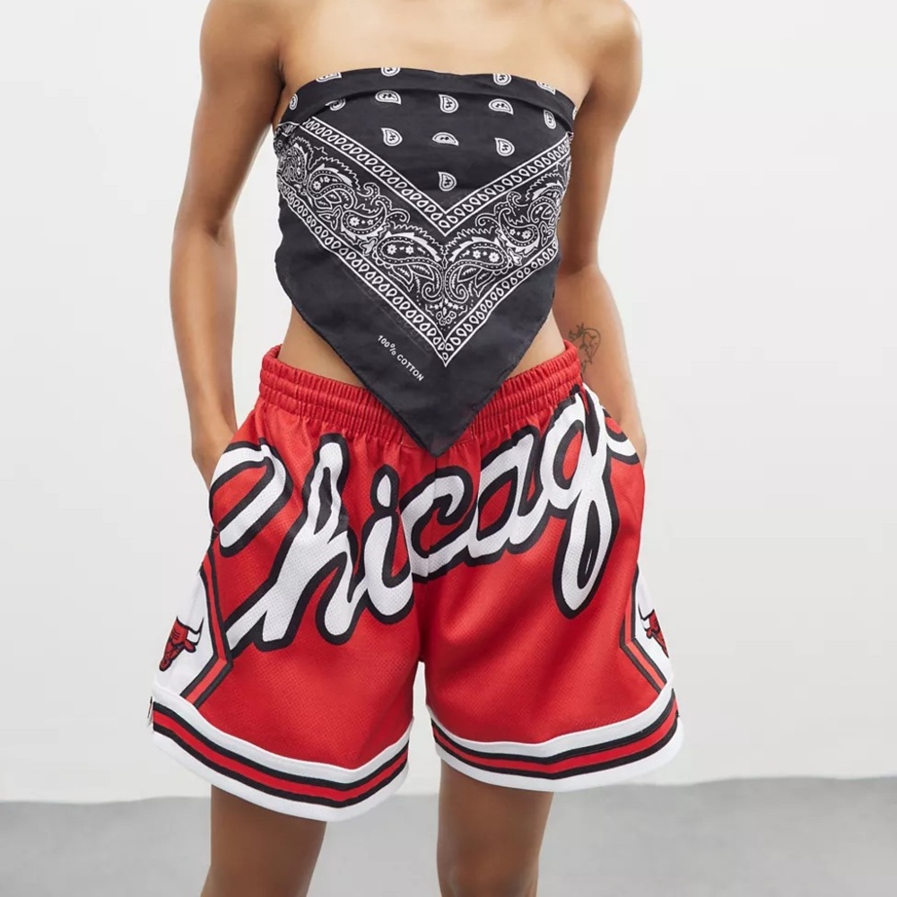 Chicago Bulls Big Face Red & Black Basketball Shorts